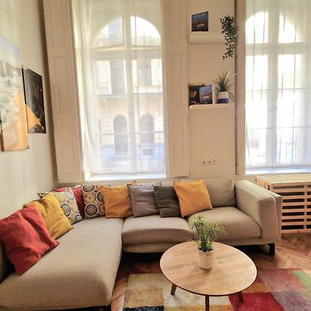 Hip Apartment At The Museum 부다페스트 외부 사진